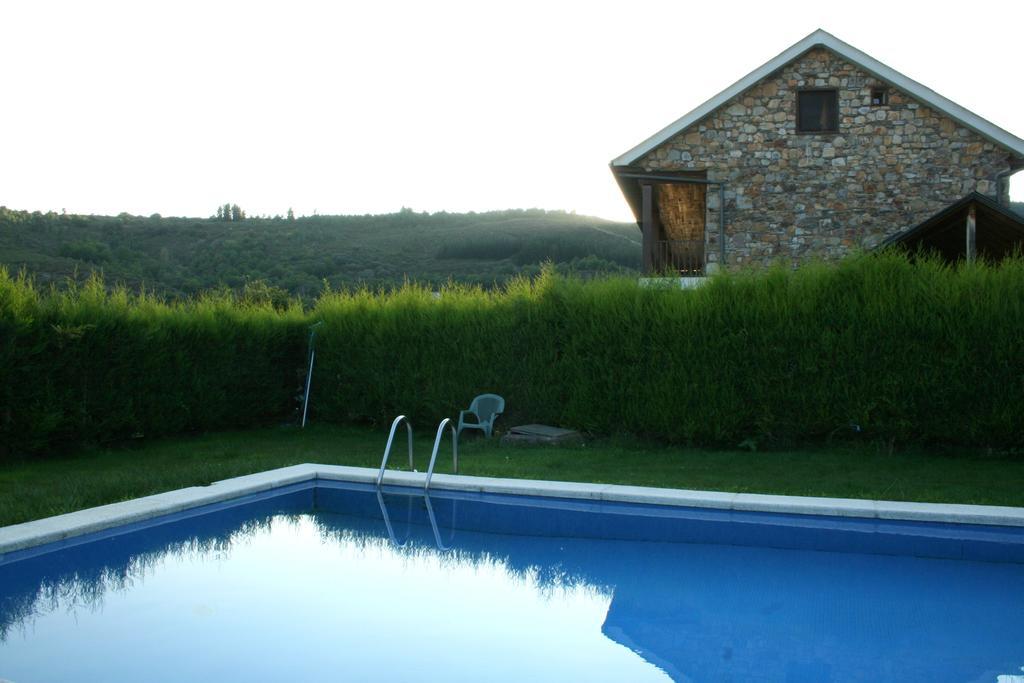 Alojamiento En Entorno Rural Los Trobos Villar de Otero Exterior photo