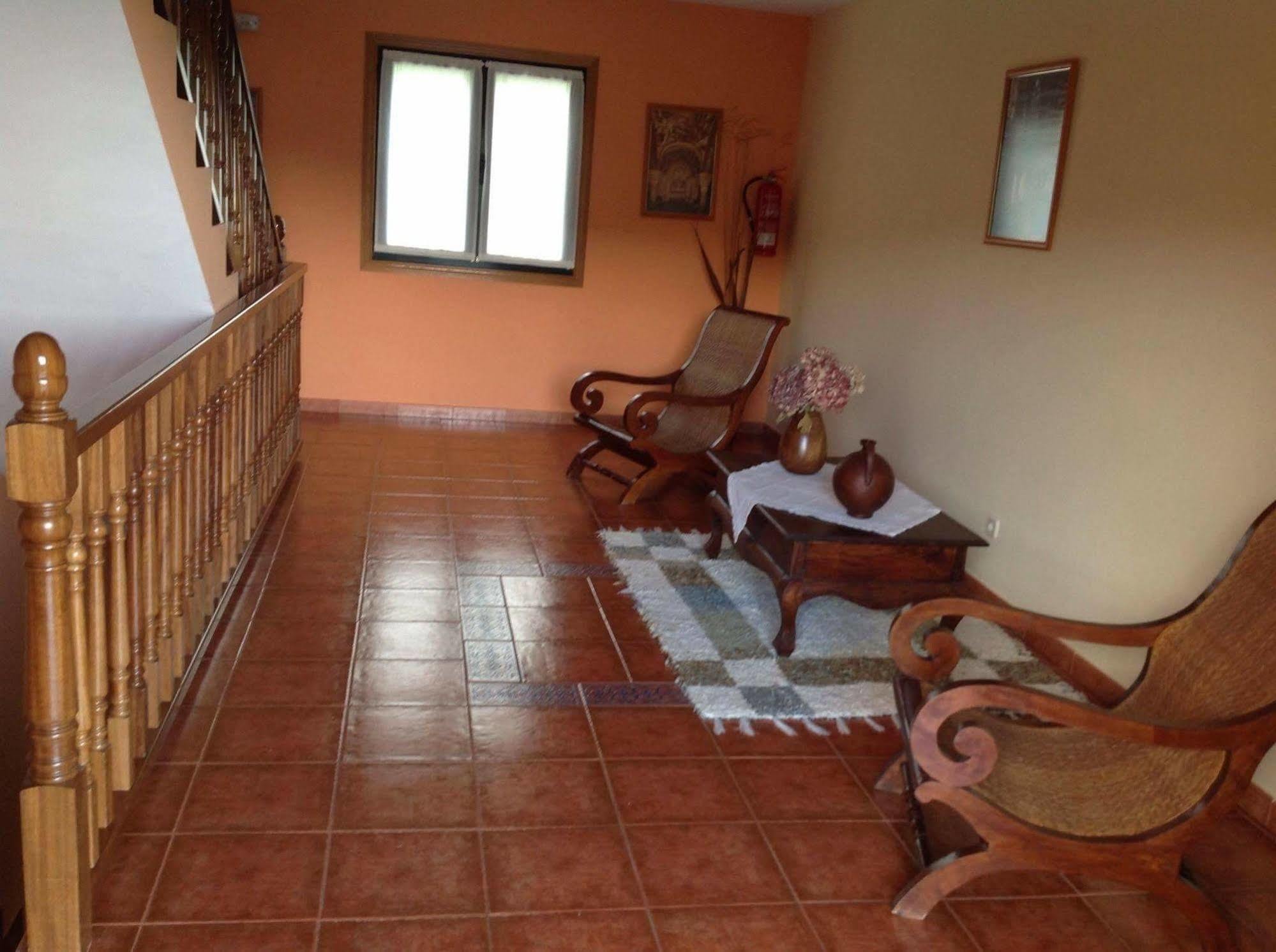 Alojamiento En Entorno Rural Los Trobos Villar de Otero Exterior photo